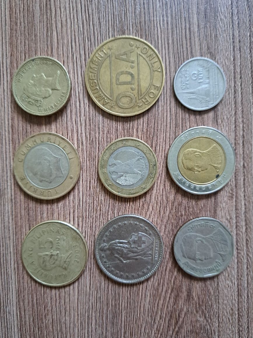 Продам монетки ,рубли и т.д
