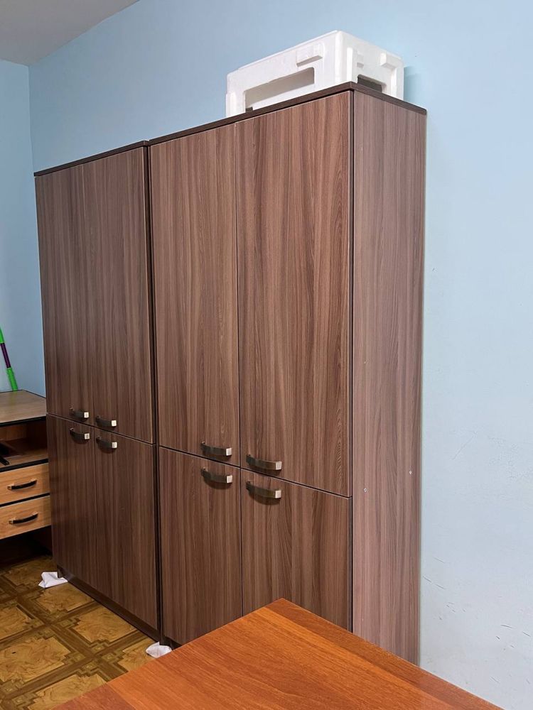 Продается   шкаф