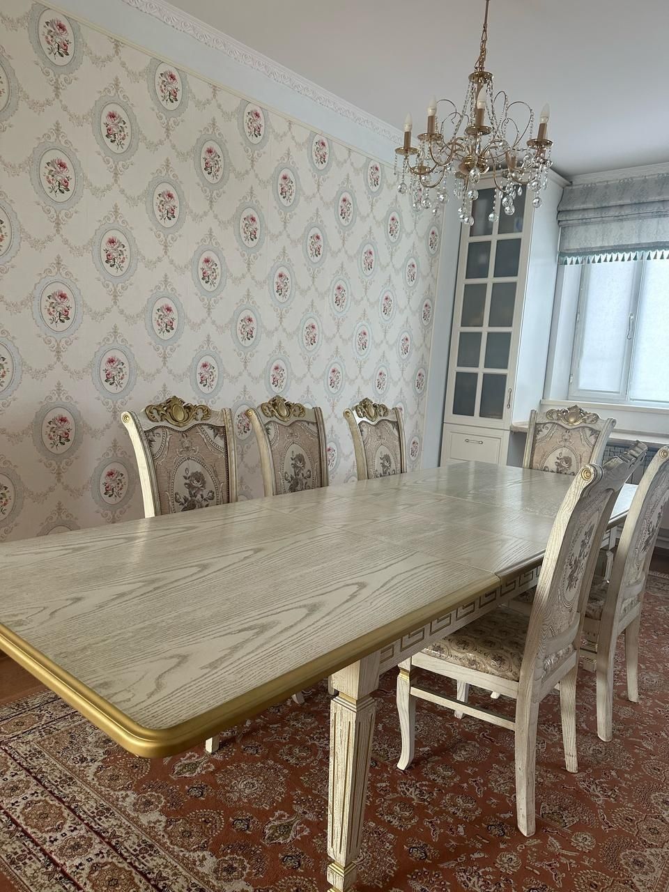 Продам стол со стульями