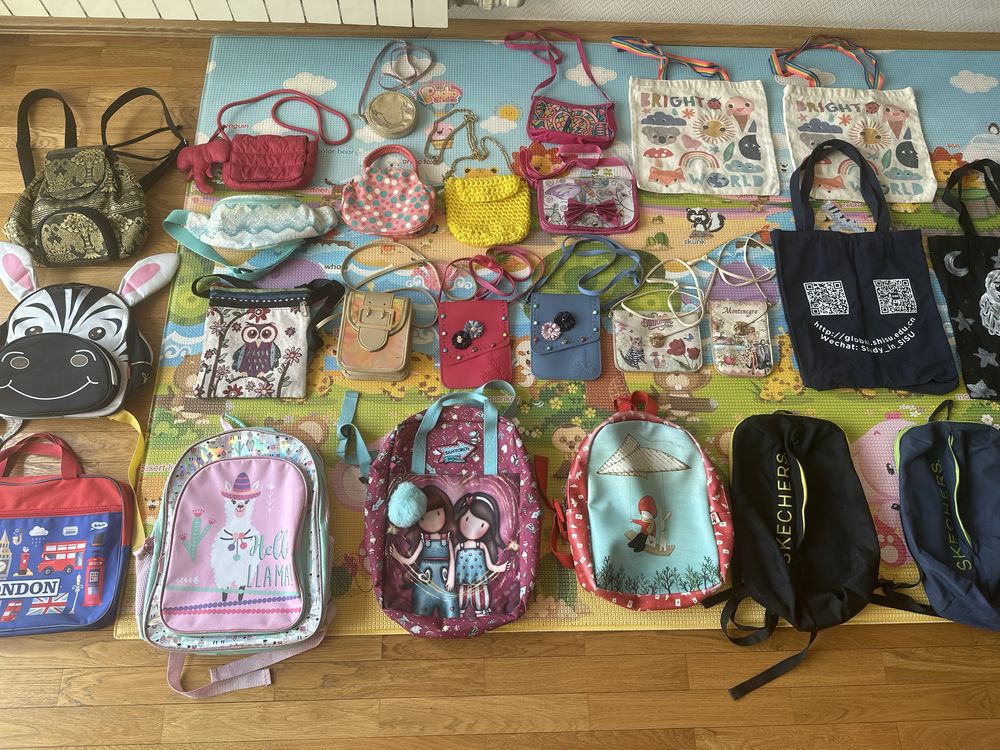 Продам книги, сумки, рюкзаки