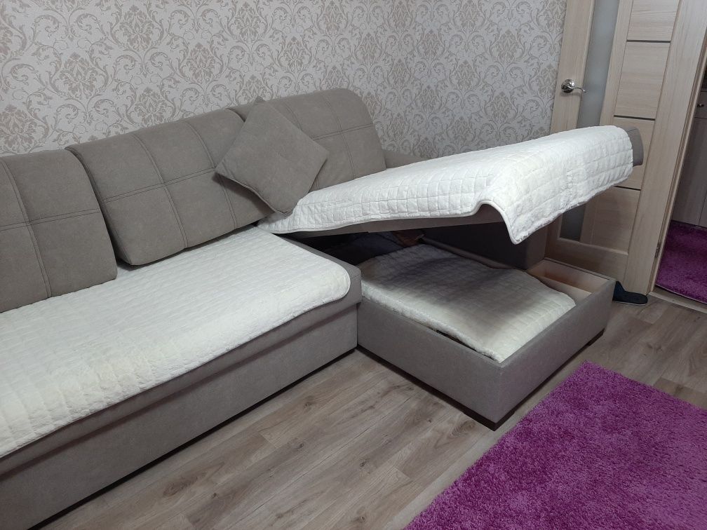 Продам мягкий уголок б/у в отличном состоянии