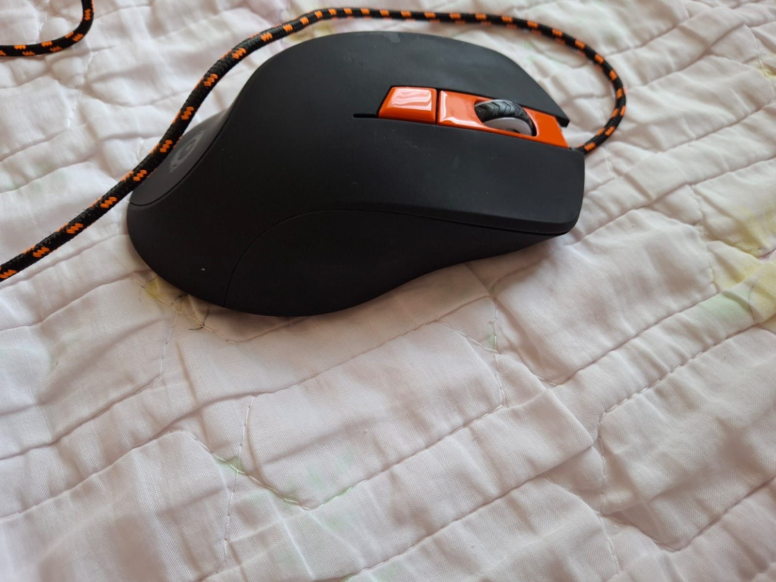 Продам игровую мышку Canyon (каньён)