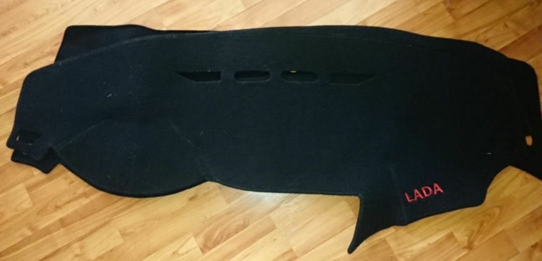 Накидка на панель cobalt,vesta,accent,rio,ceed,camry,avensis,corolla,