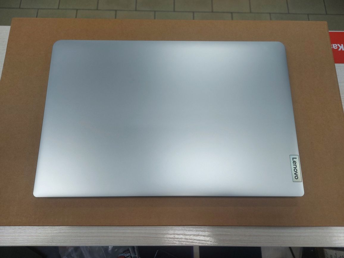 Новые Lenovo (512 Gb SSD, 4 Gb DDR4)