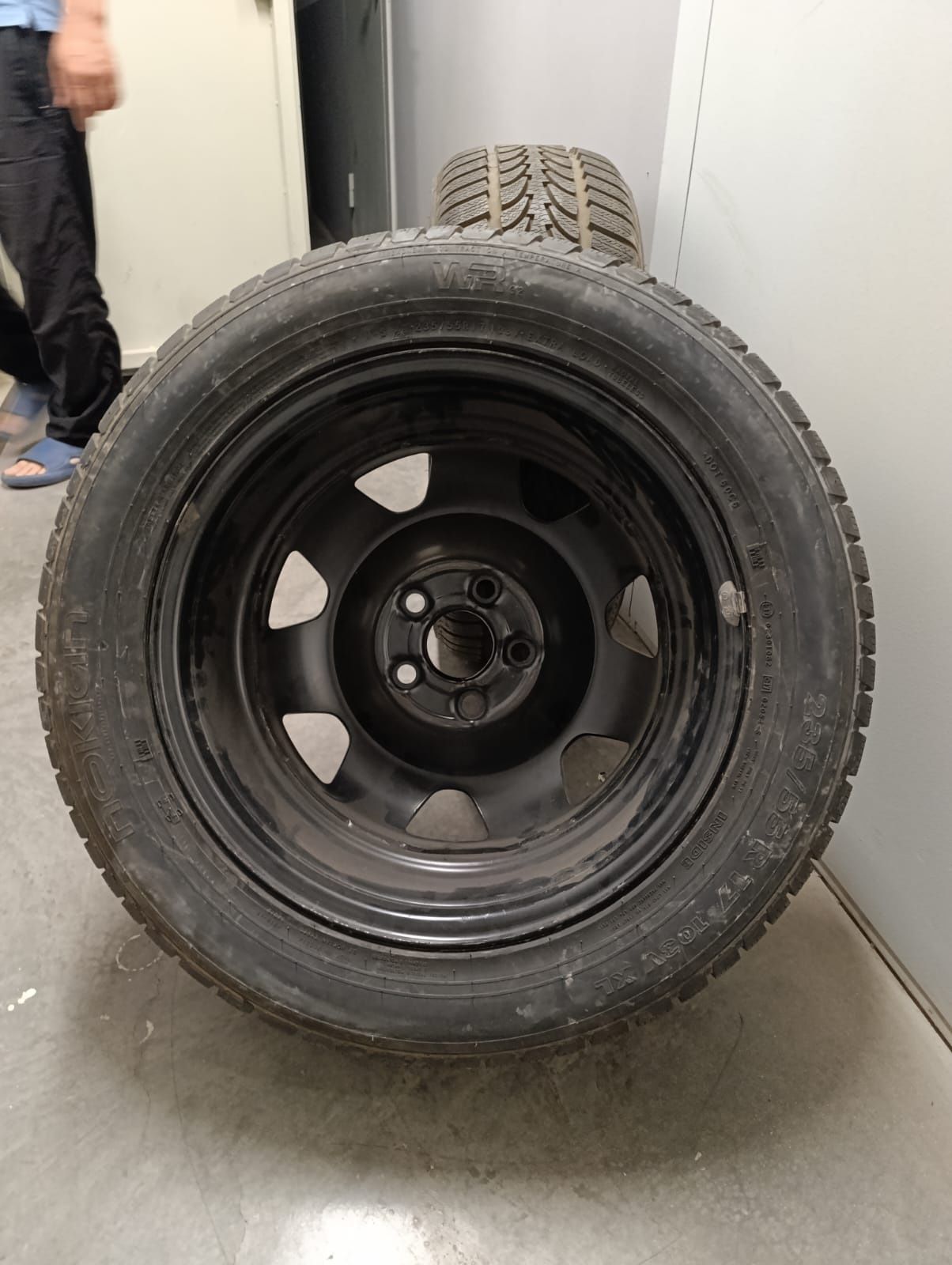 Новые шины nokian tyres 235/55 r 17.