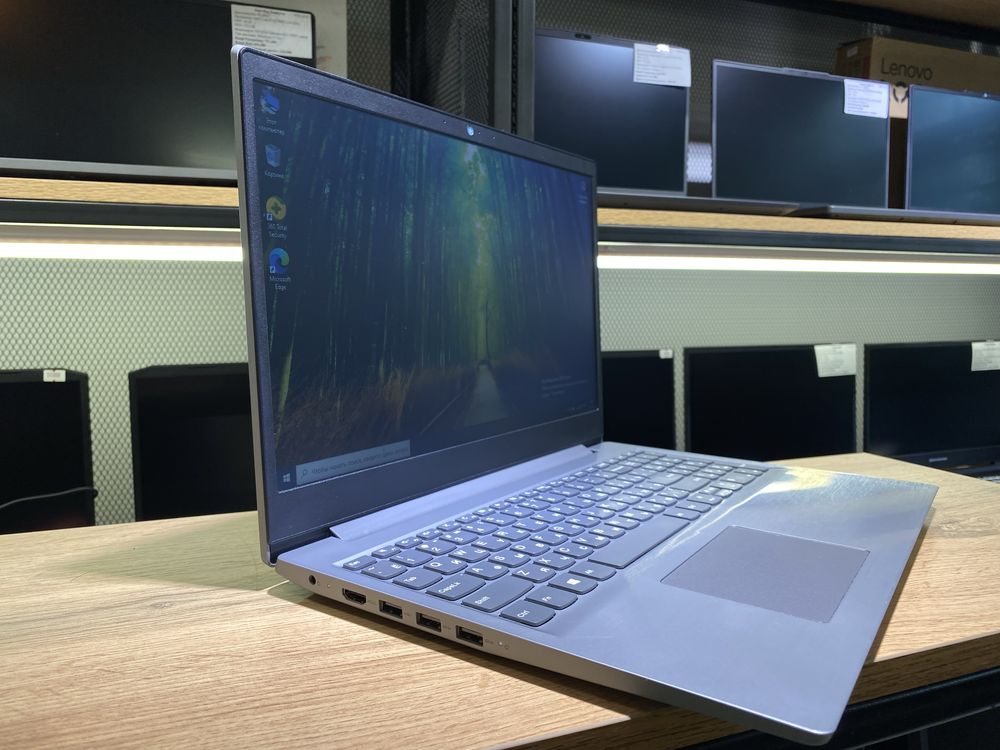 Ноутбук Lenovo, Core i3-8145U/8GB/SSD128GB, 10488/A10