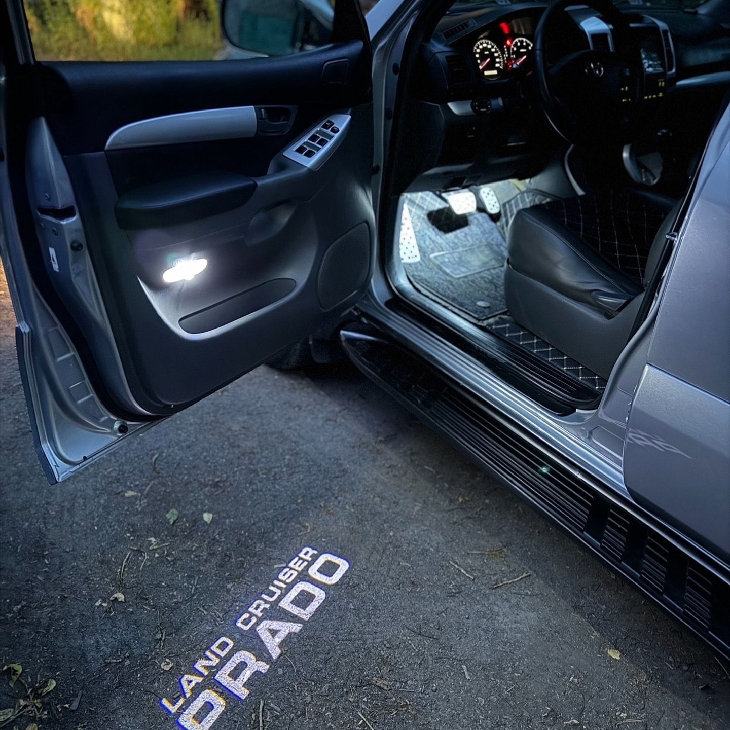 Решетка радиатора дхо Toyota Prado 120 gx470