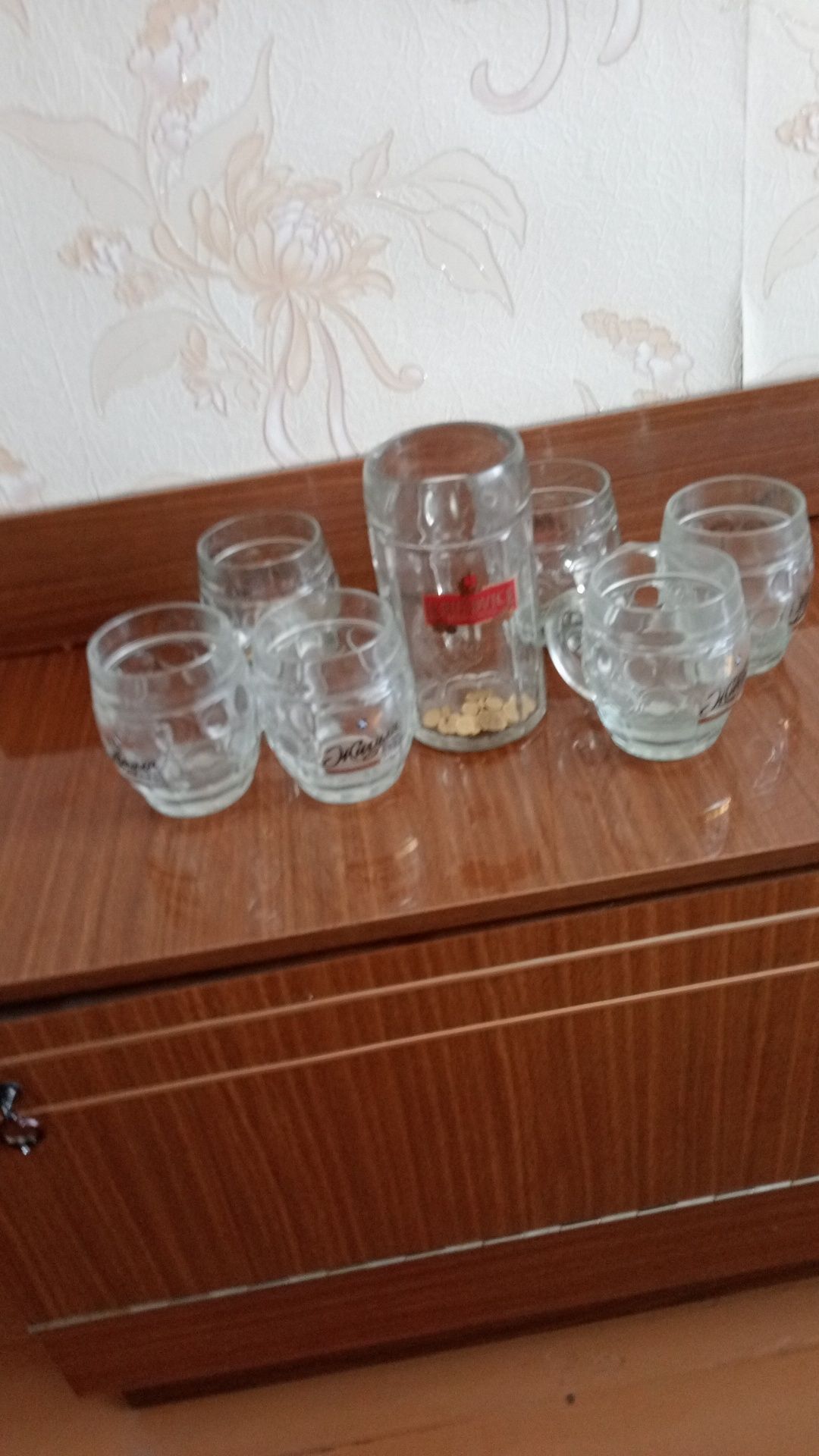 Бокалы стекло  пивные