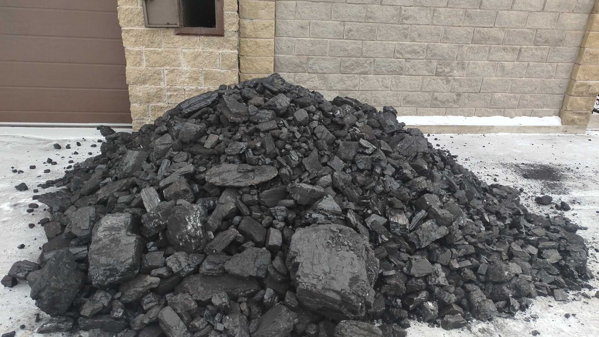 Кидаю уголь, по району лесозавод