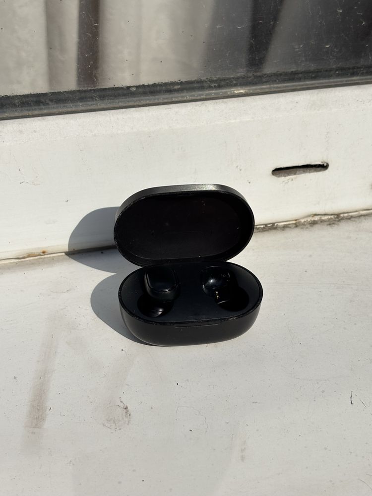 наушники AirDots один наушник