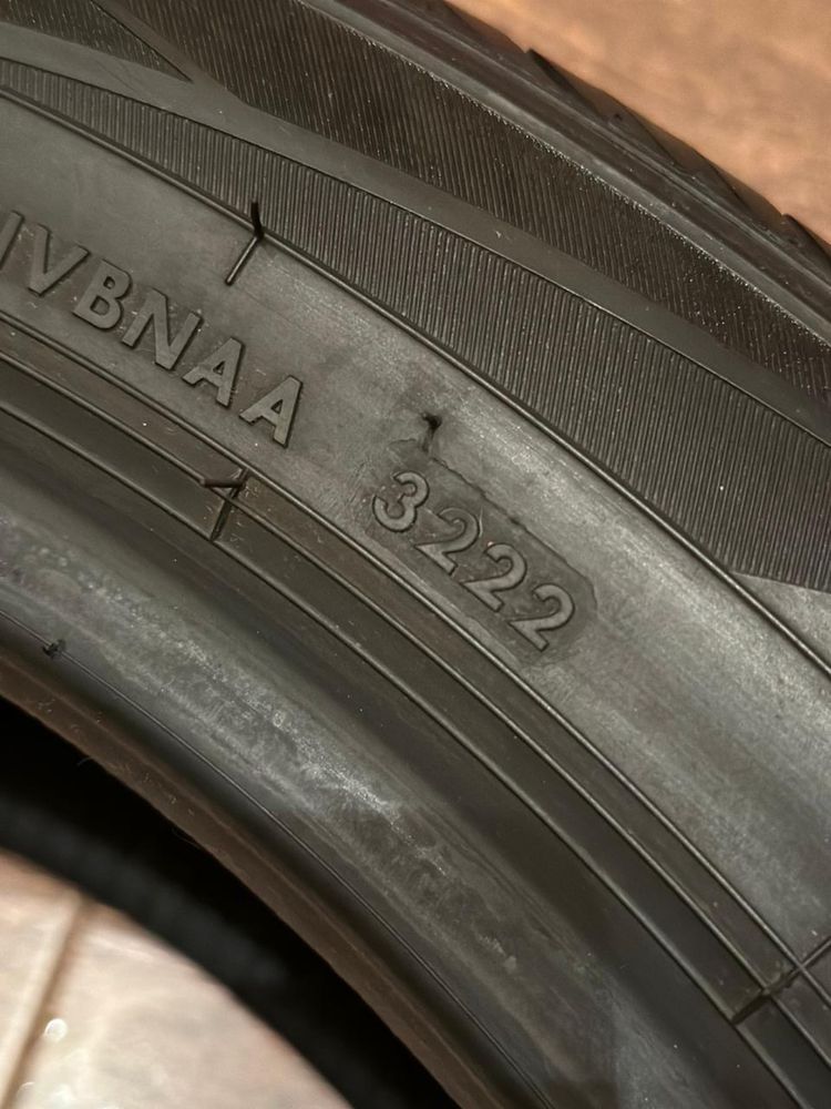 Продам летнюю резину 255/45/R20