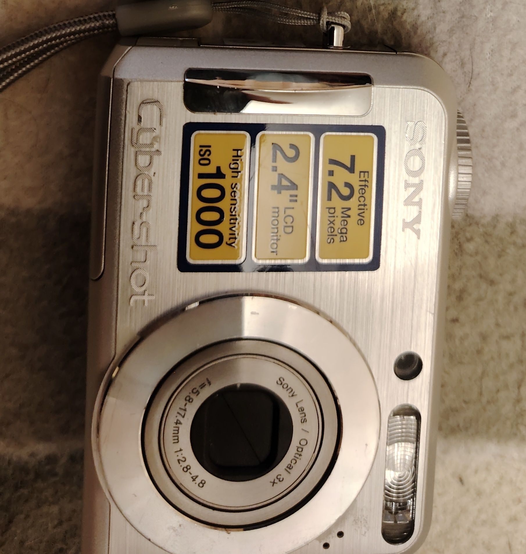 Фотоаппарат Soni, объектив Canon 18-