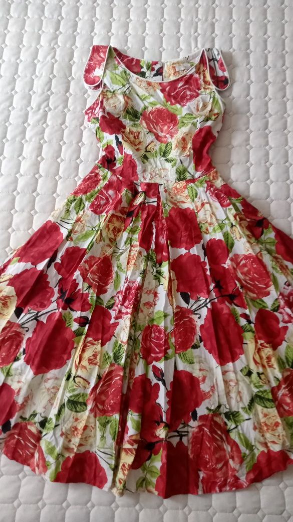 Продам  женские вещи 38 размер