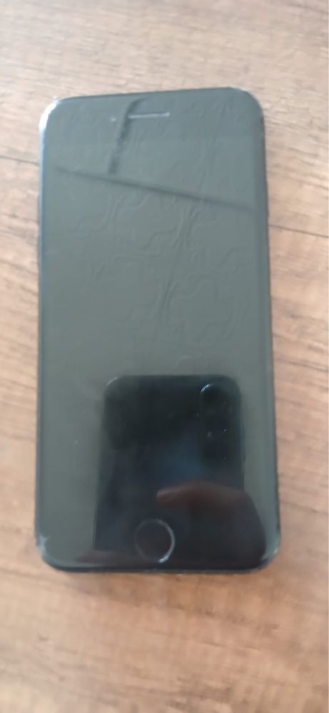 iphone se акум 100% минус только трещина