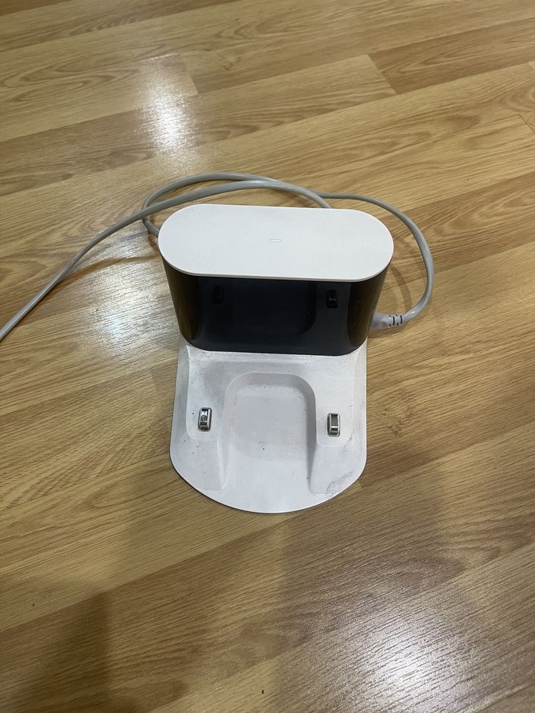Робот пылесос roborock (xiaomi)