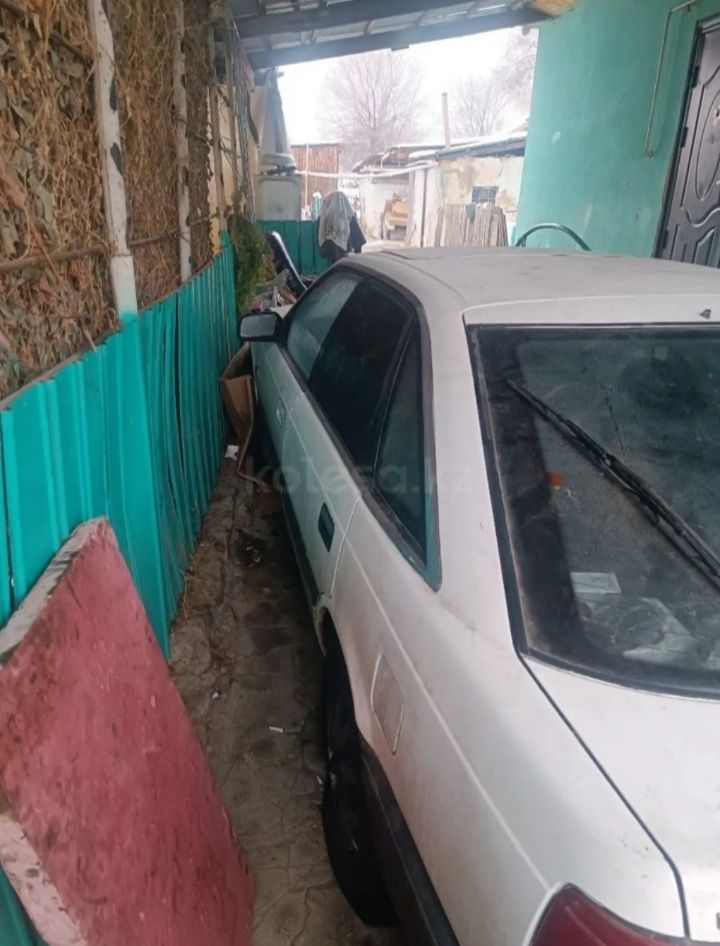 Продам машину Мазда 626