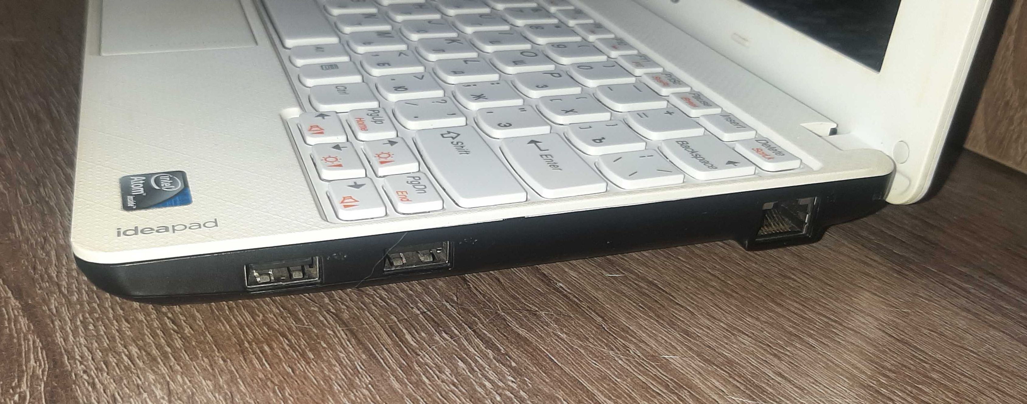 Нетбук Lenovo S100