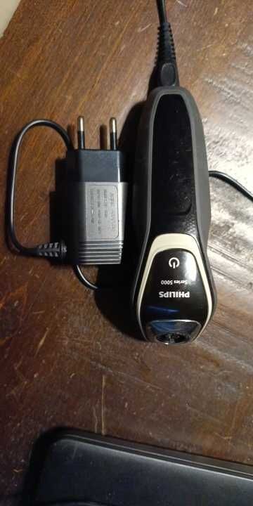 Зарядка для электробритвы Philips Зарядка Филипс HQ9070 HQ9080 HQ9090