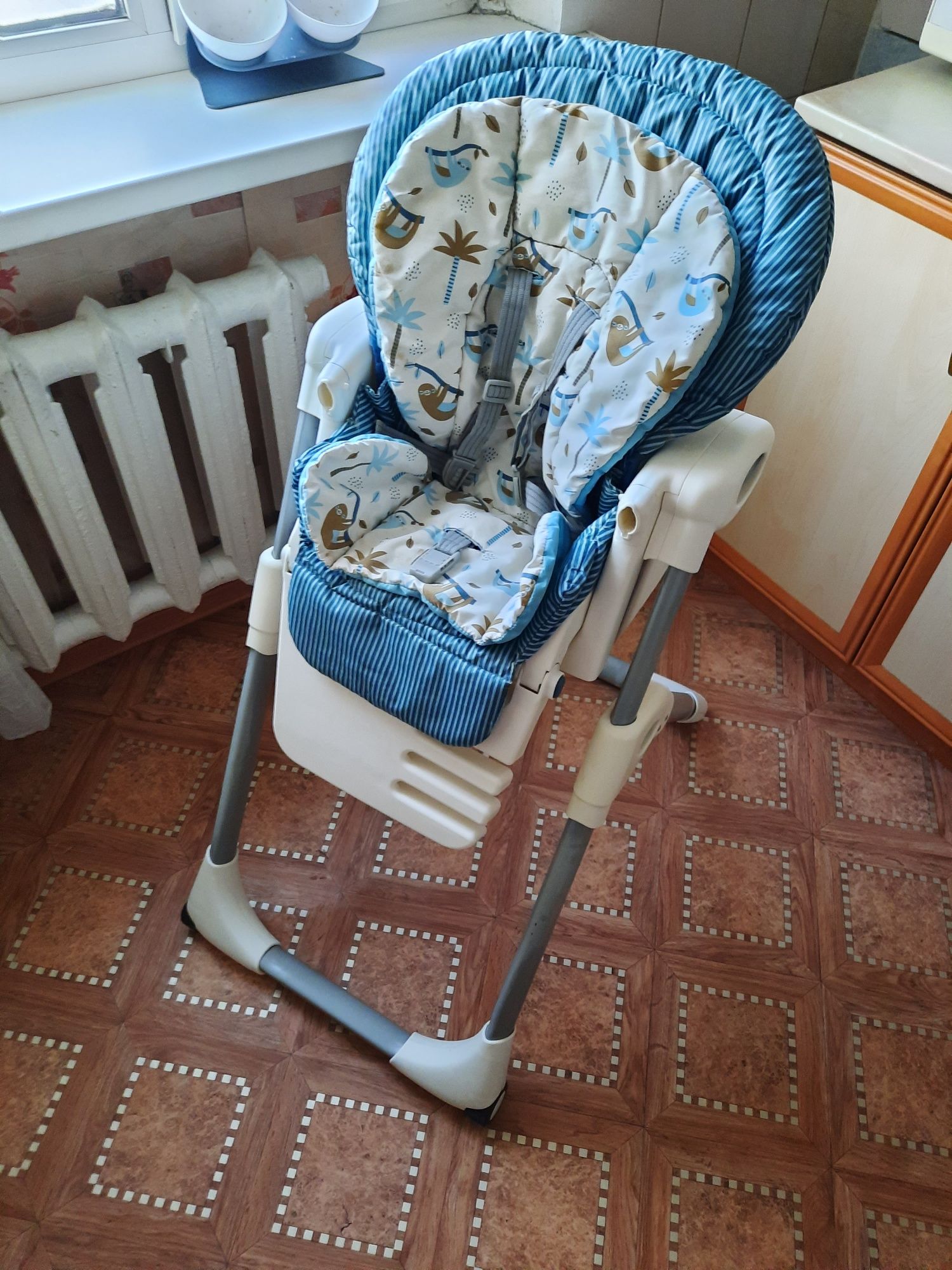 Детский стул от joie