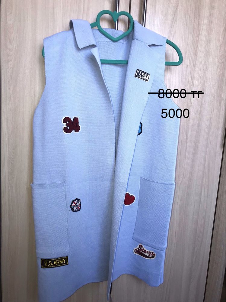 Продам вязанный жилет