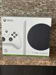 Продам xbox series s 512 GB