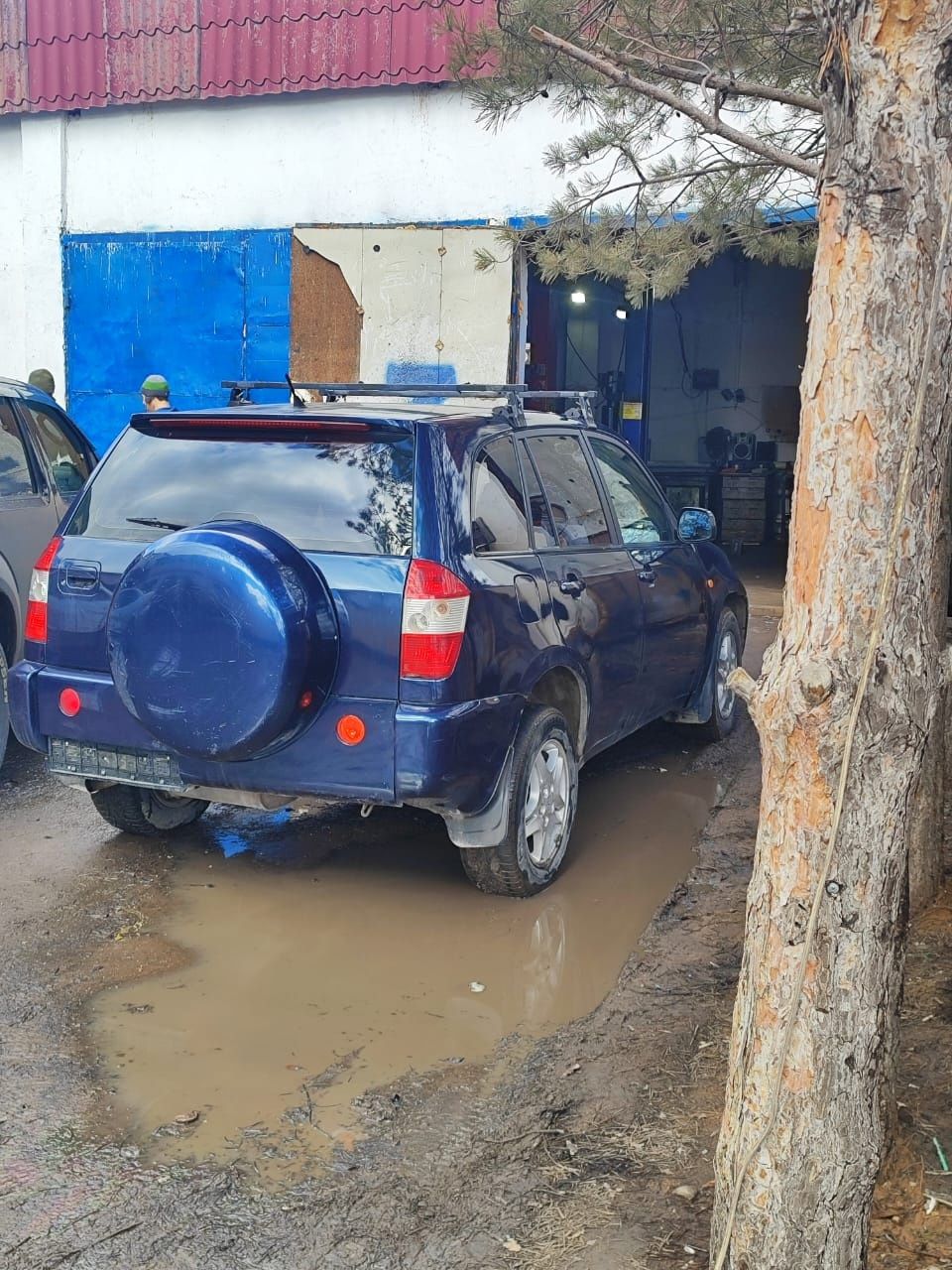 Продам кроссовер Cherry Tigo