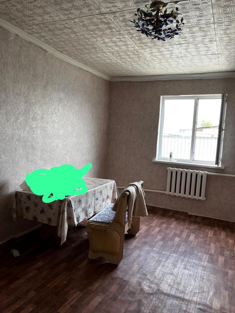 Жер уй сатылады , ауласы кен , жаксы жерде орналаскан