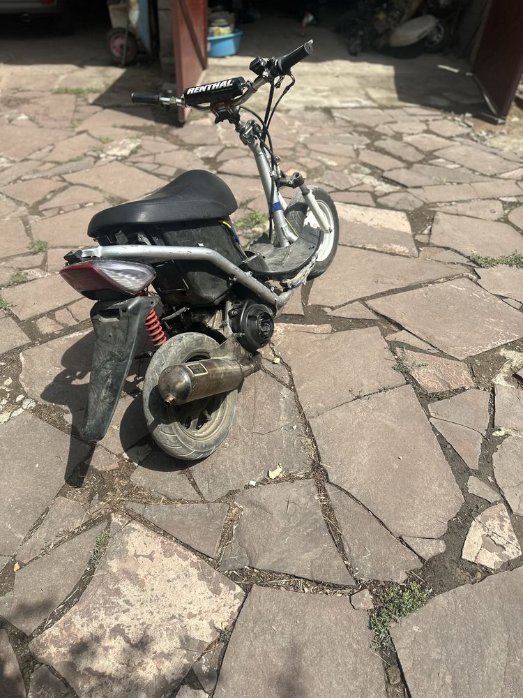 Honda dio.