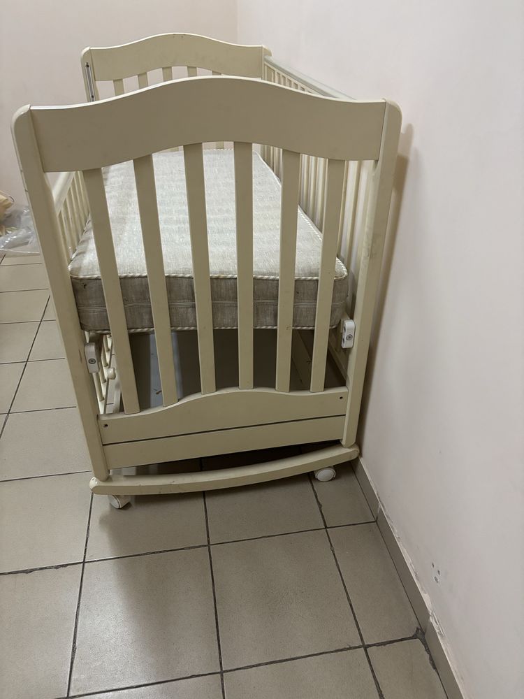Продам детскую кровать