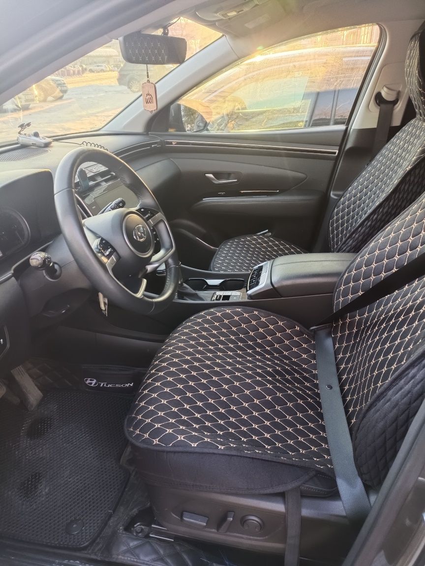 Продам Hyundai Tucson состояние нового