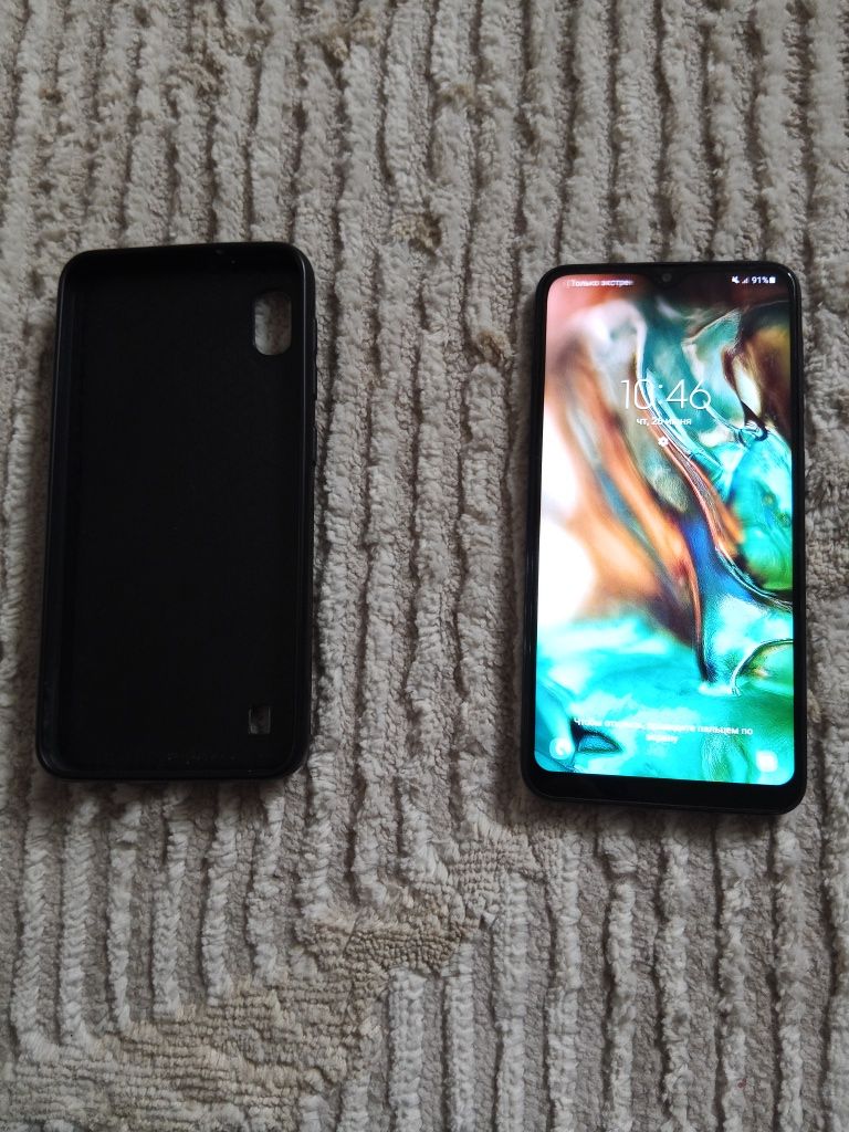 Телефон Samsung galaxy A10