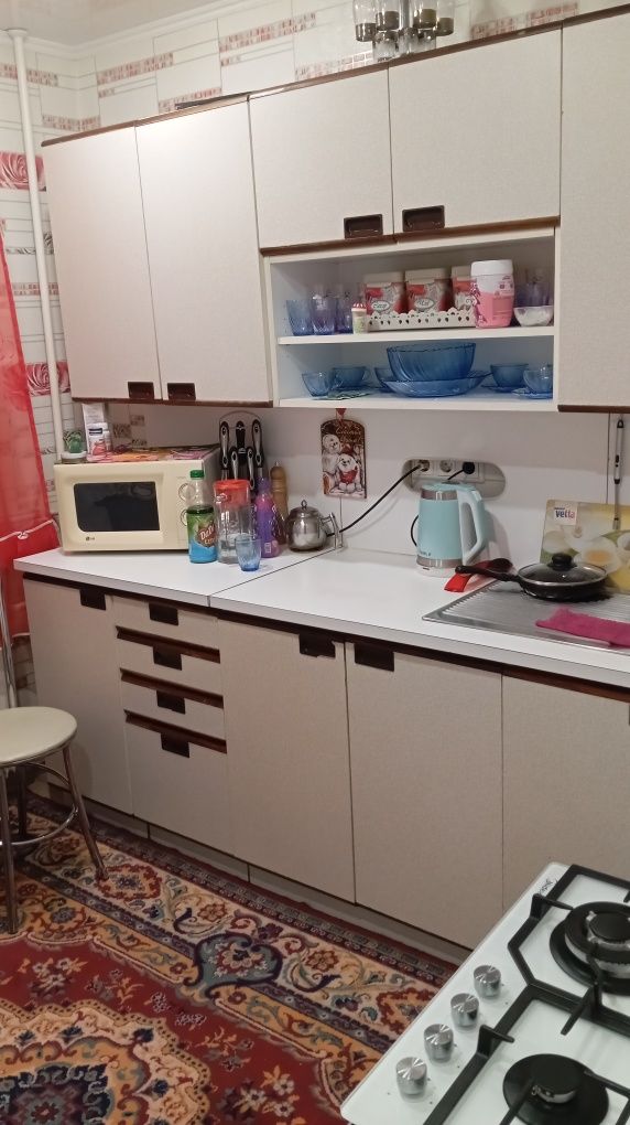 Продам кухонный гарнитур