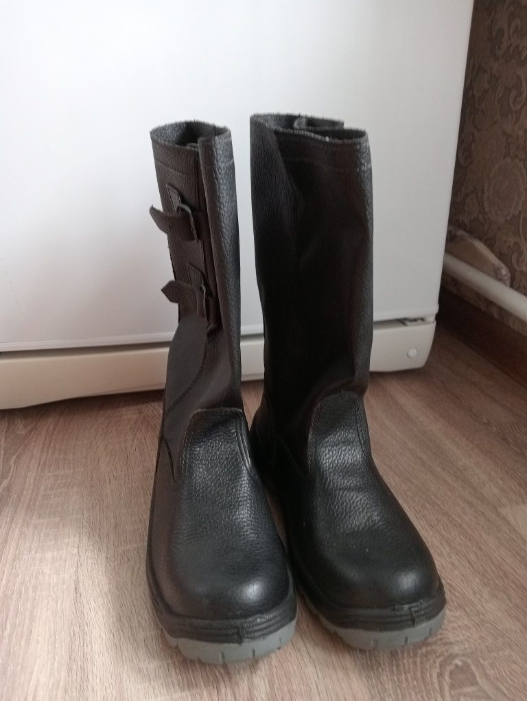 Продам сапоги керзовые новые