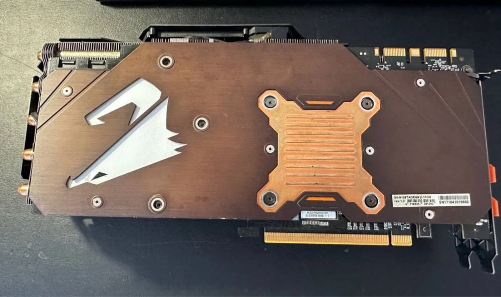 Видеокарта Gigabyte AORUS GTX 1080 Ti 11 GB Geforce
