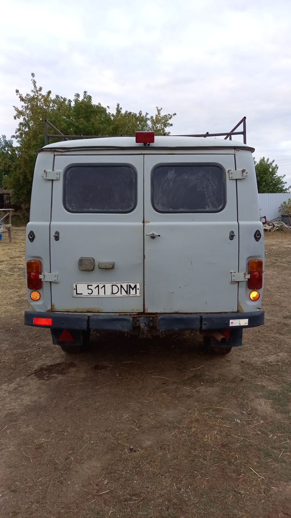 Продам УАЗ таблетка
