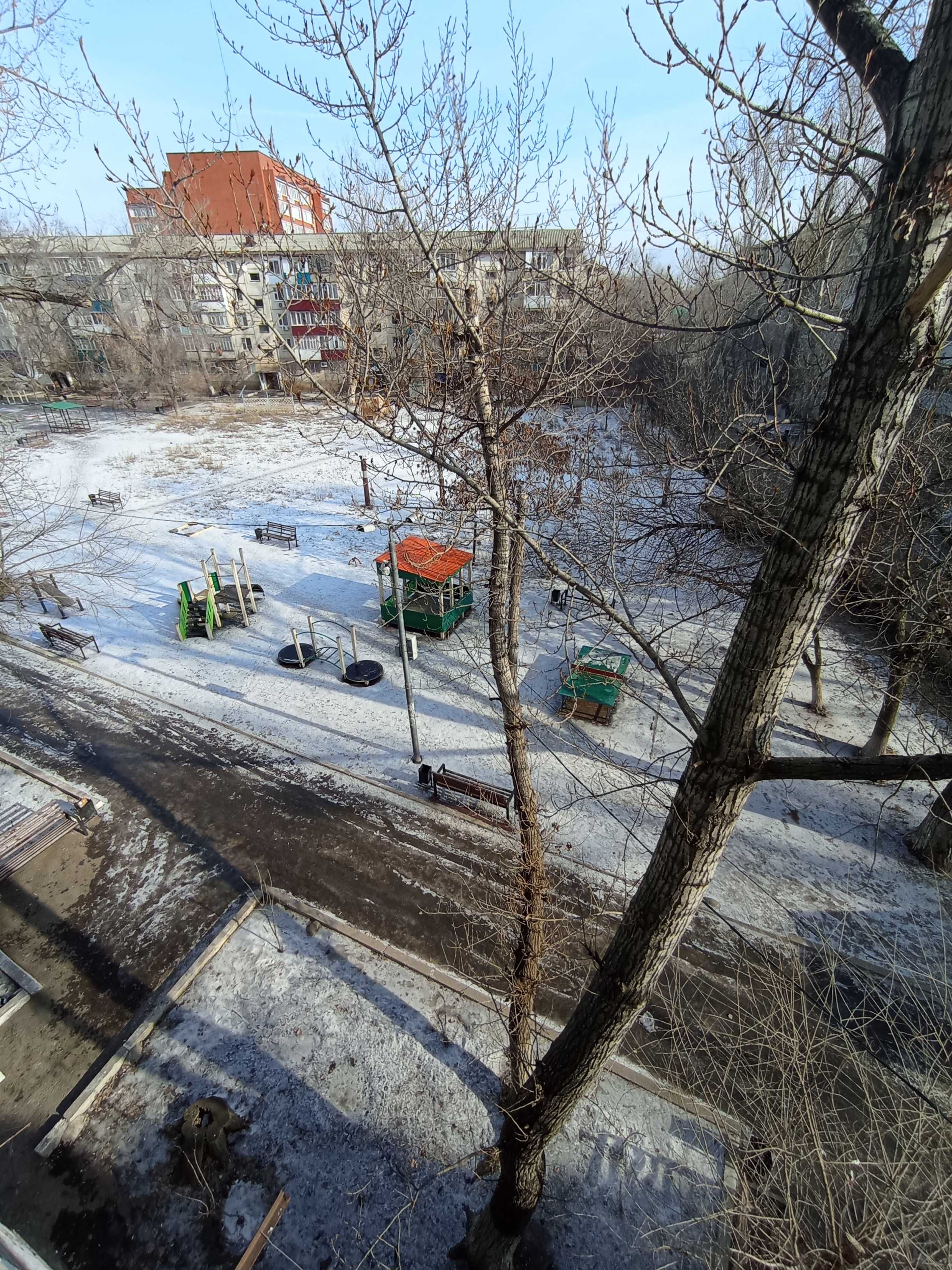 Продам 2 комн. квартиру в Уральске