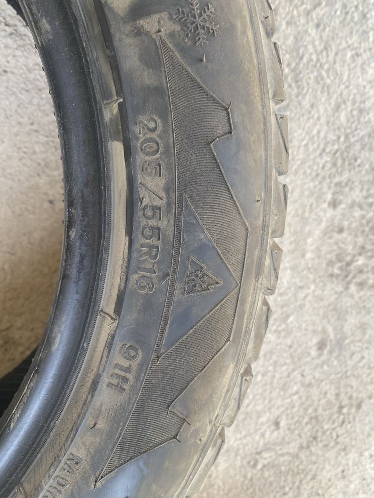 Продам шины 205/55/R16