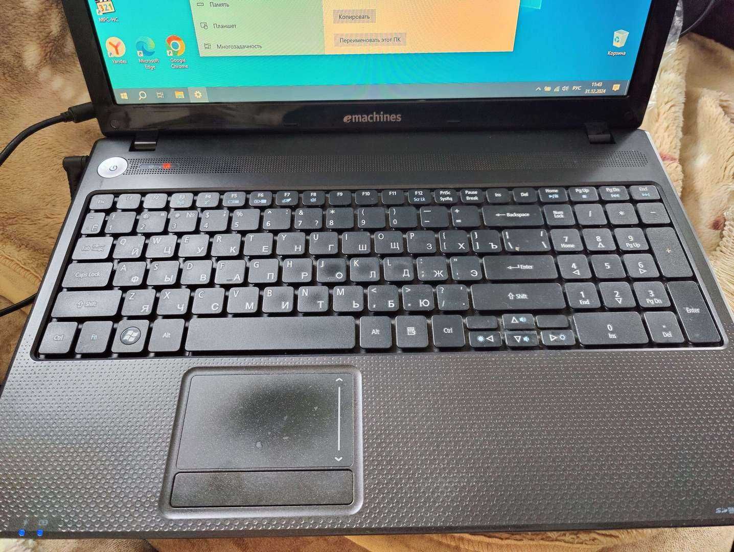 Продам ноутбук Acer (Emachines) диагональ 15.6", процессор I3 M370