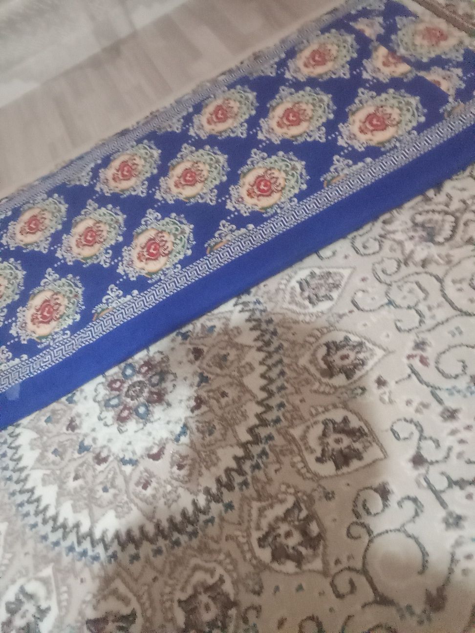 Көрпеше, бу сатылады