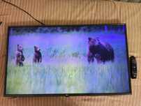 Продам телевизор LG.