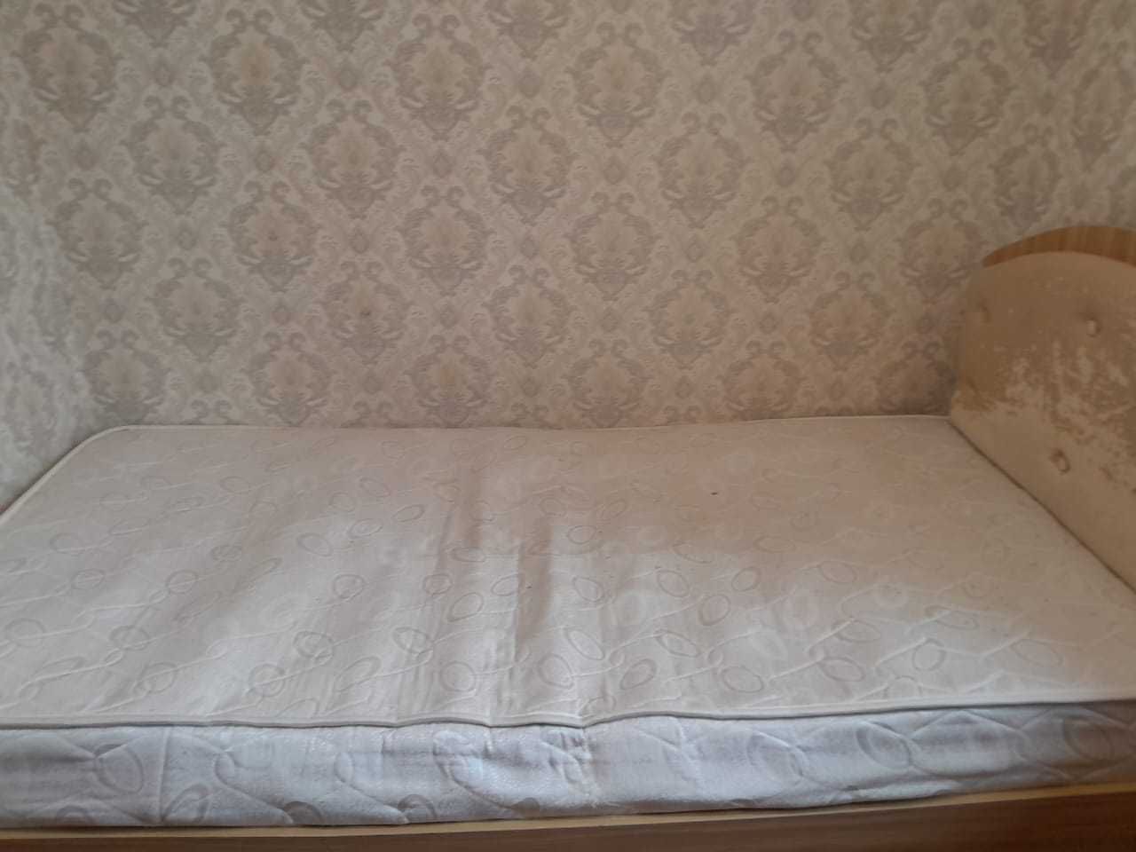 детская кровать б/у