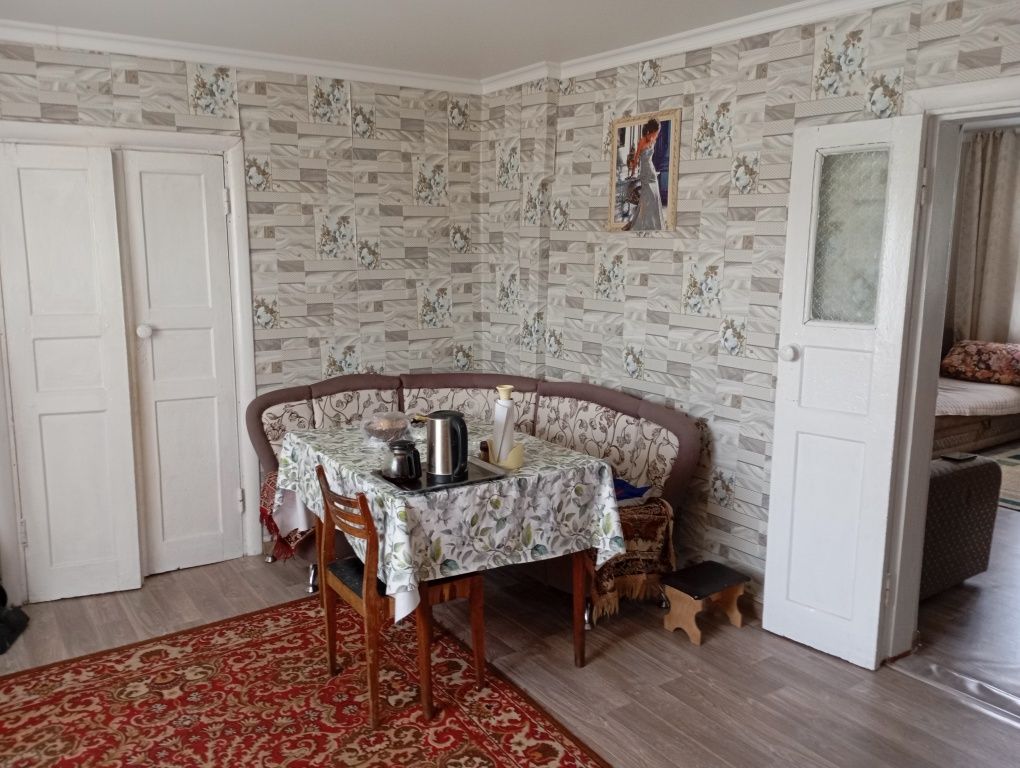 Кирпичный дом с центральным отоплением!!!