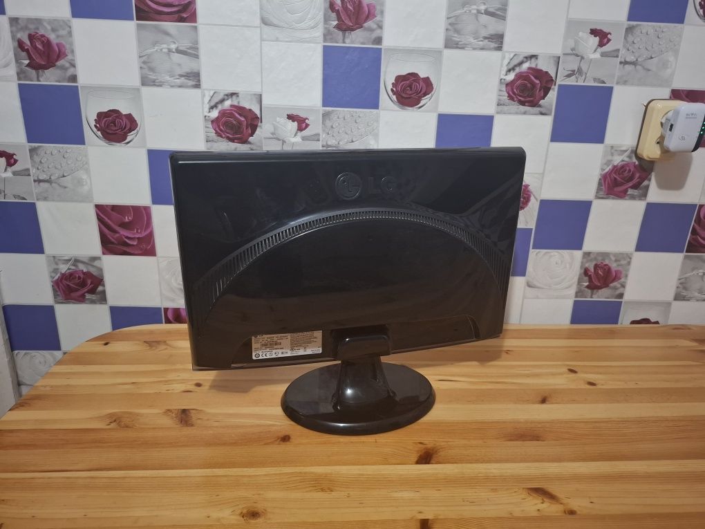 Монитор Lg 21 дюйм
