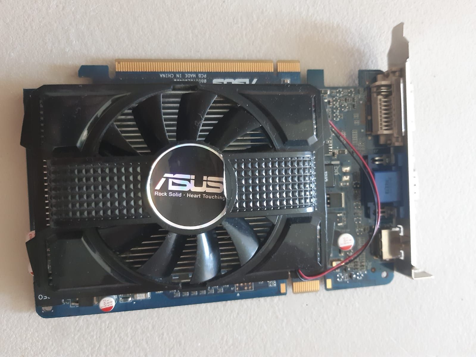 Видеокарта ASUS NVIDIA GeForce. Почти даром