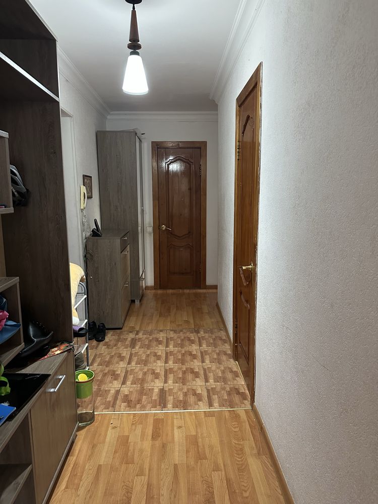Продам Трехкомнатную квартиру