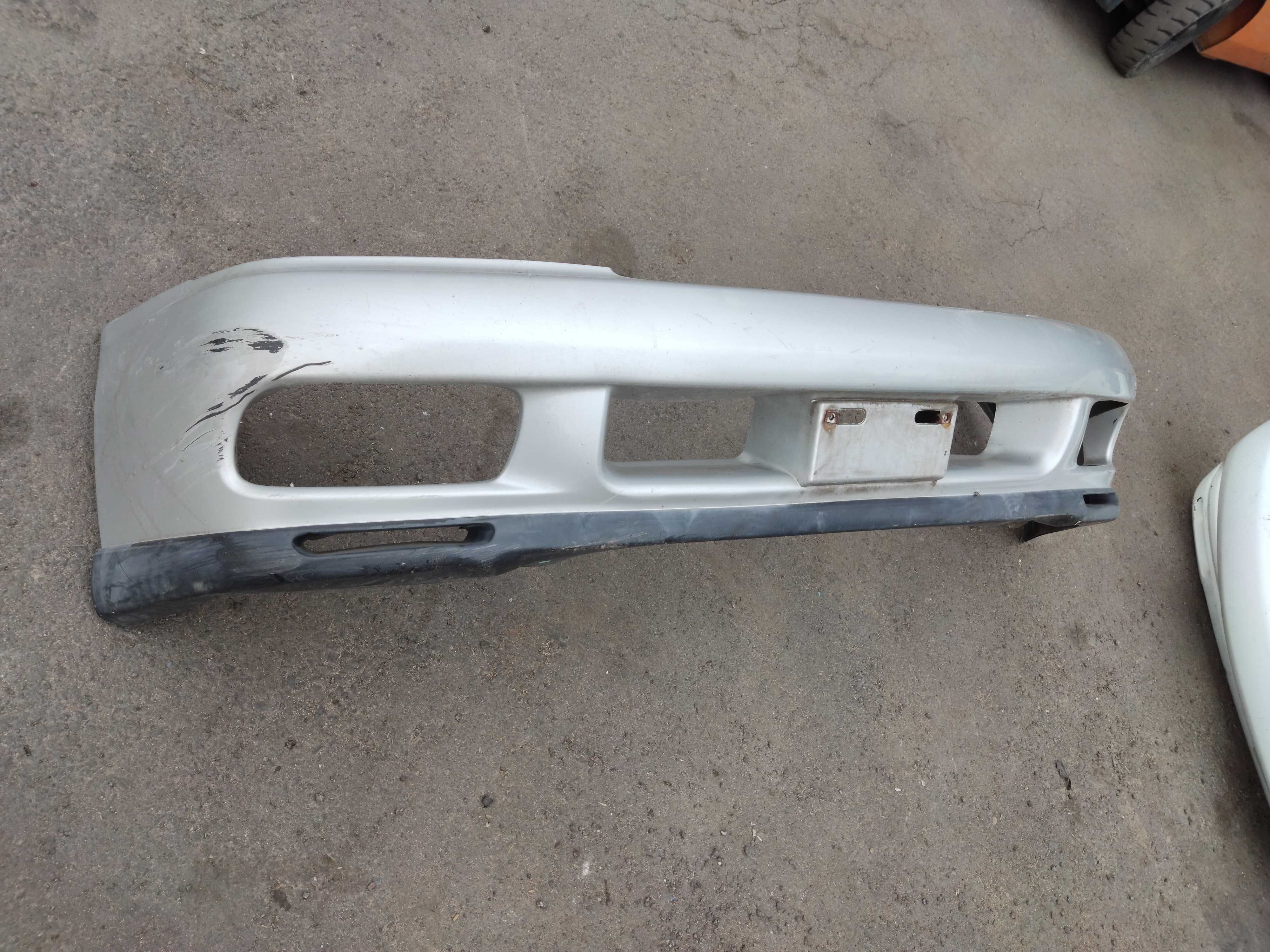 Бампер Субару Легаси передний (Subaru Legacy) б3. bg. б.4 bh