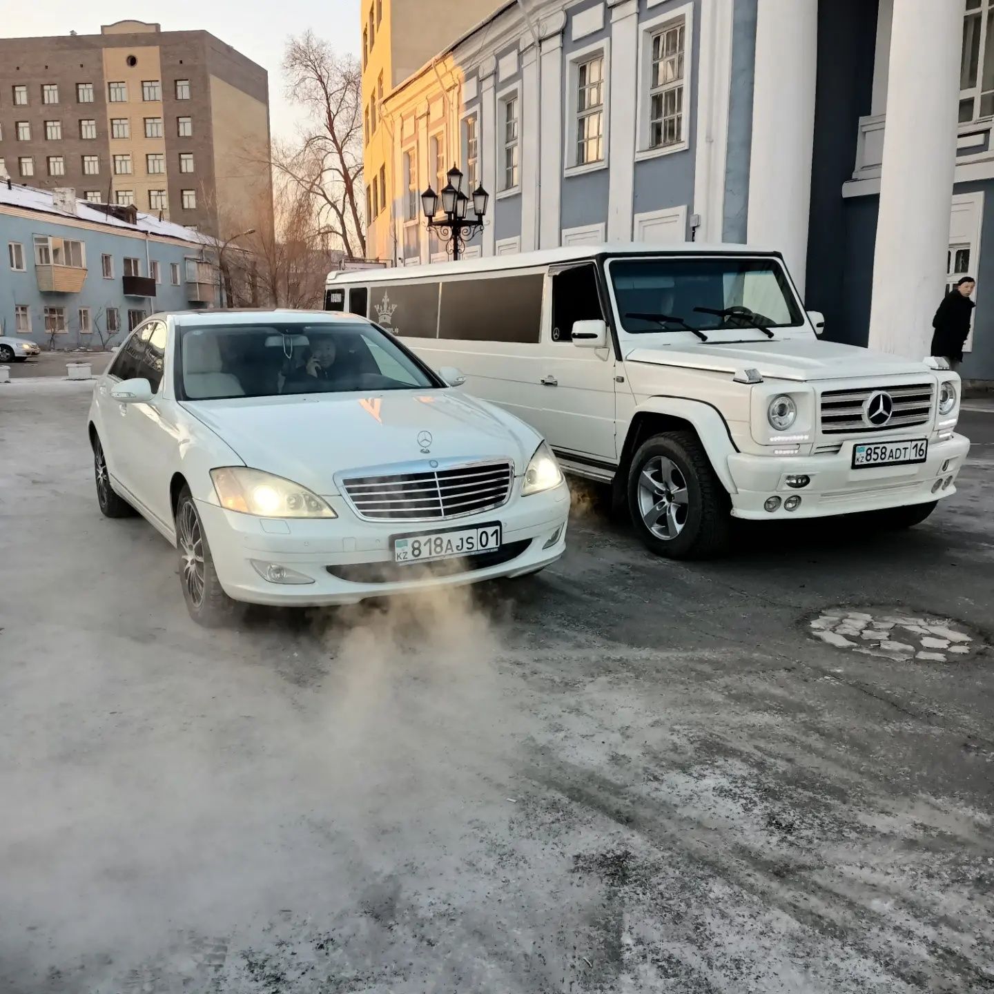 Аренда Лимузинов,Выписка с роддома,катание на свадьбе,прокат лимузинов
