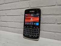 Ретро BlackBerry Bold 9700