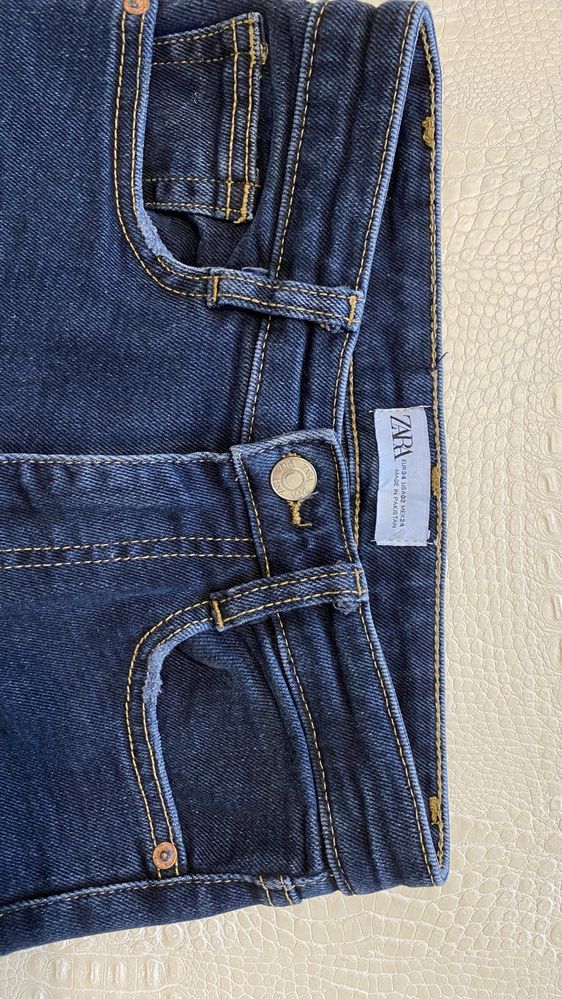 Джинсы ZARA, mango