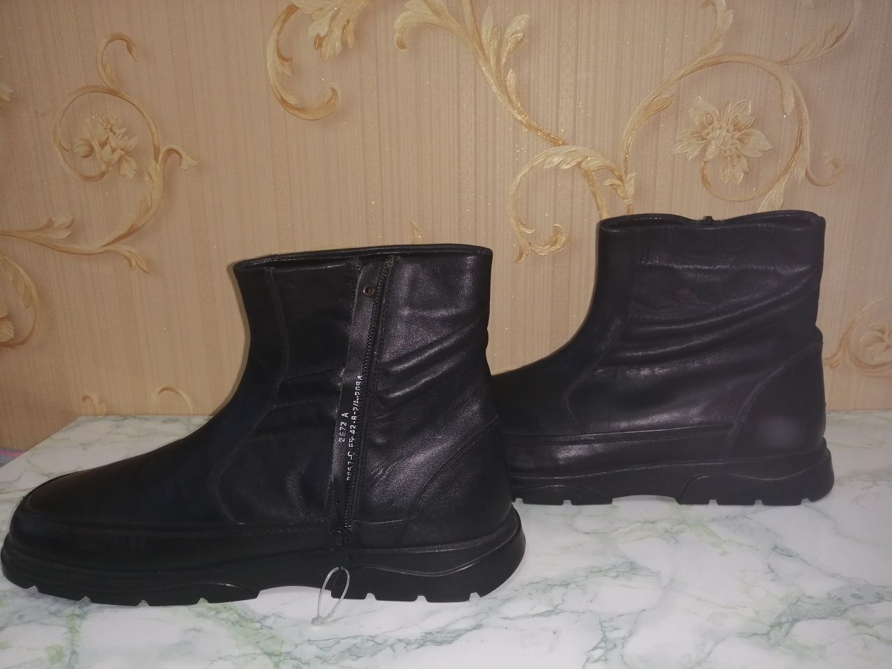Ботинки мужские кожаные, 42р, на широкую ногу, осень-веса.